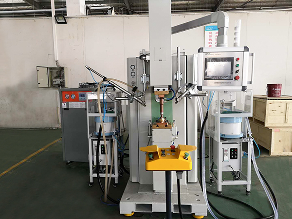 你知道選購(gòu)自動(dòng)點(diǎn)焊機(jī)都有哪些技巧嗎？