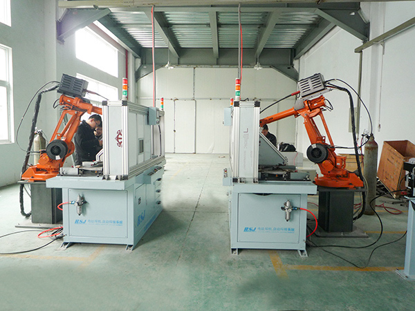 汽車(chē)三角臂弧焊專機(jī) 汽車(chē)三角臂弧焊專機(jī)